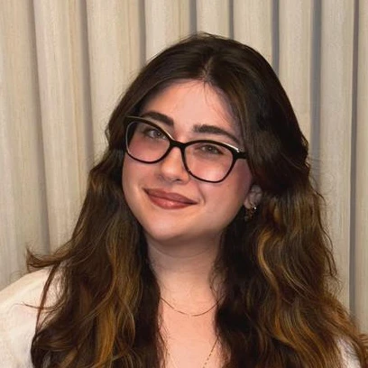Lívia Dozzi Tezza Arnoni
